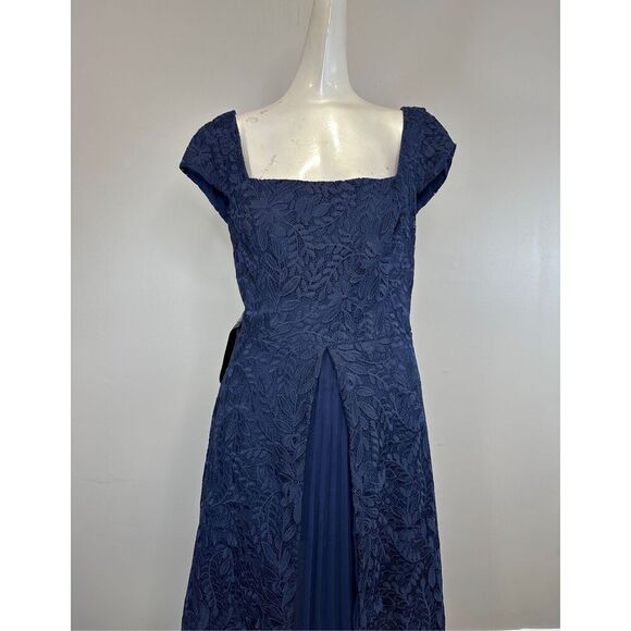 Kay Unger Claudia Pleated Lace Gown Size 16 $398 - Picture 4 of 8
